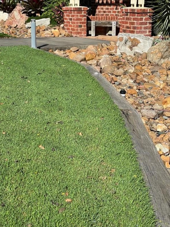 An example of good drainage for a lawn